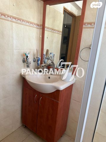 דירה, שדרות הנשיא 263, שיכון שלוש קומות, דימונה