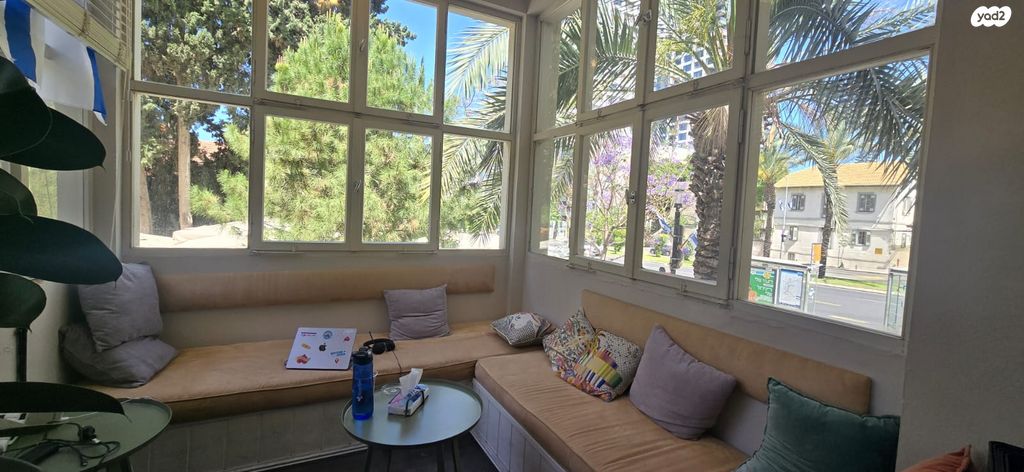 משרדים, אלוף קלמן מגן, גני שרונה, קרית הממשלה, תל אביב יפו