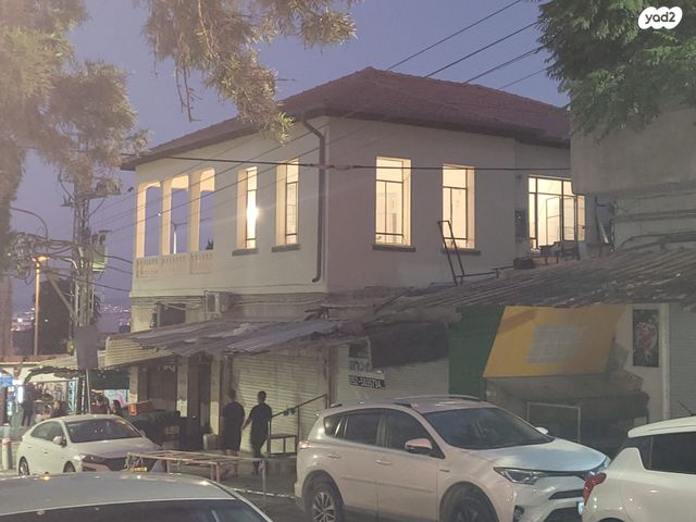 חנויות/ שטח מסחרי