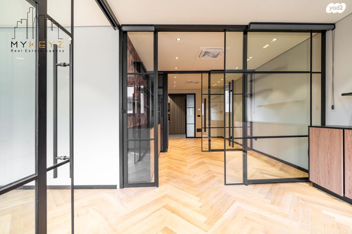 משרדים, משכית 22, אזור תעשיה, הרצליה