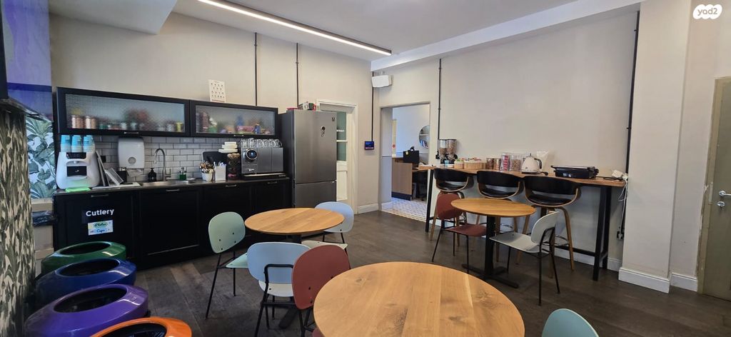 משרדים, אלוף קלמן מגן, גני שרונה, קרית הממשלה, תל אביב יפו