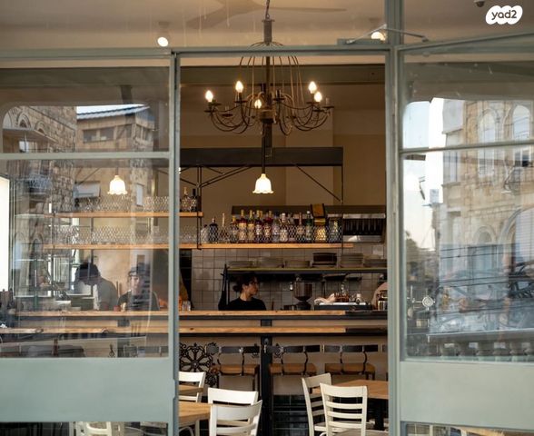 חנויות/ שטח מסחרי, חיפה