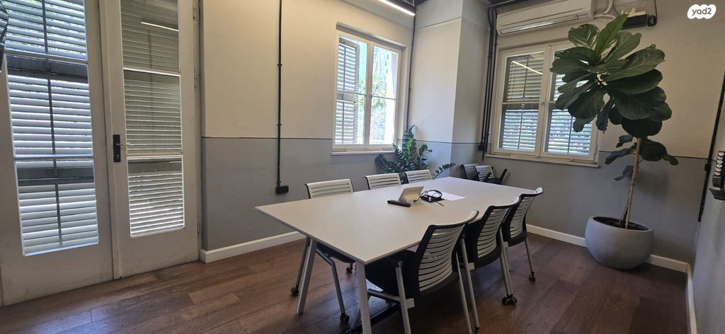 משרדים, אלוף קלמן מגן, גני שרונה, קרית הממשלה, תל אביב יפו