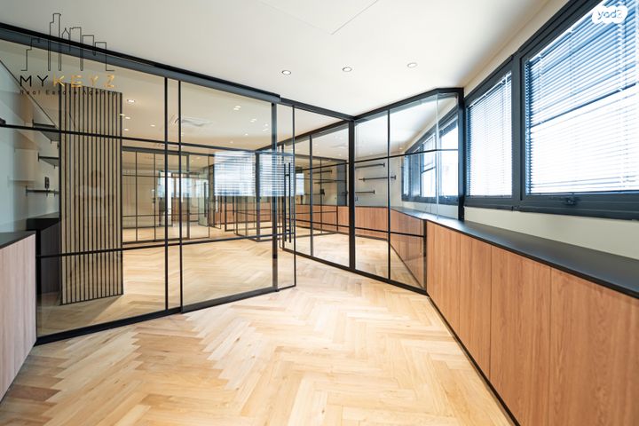 משרדים, משכית 22, אזור תעשיה, הרצליה