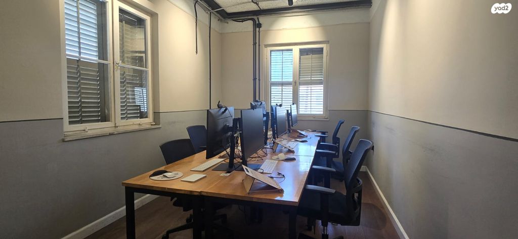 משרדים, אלוף קלמן מגן, גני שרונה, קרית הממשלה, תל אביב יפו