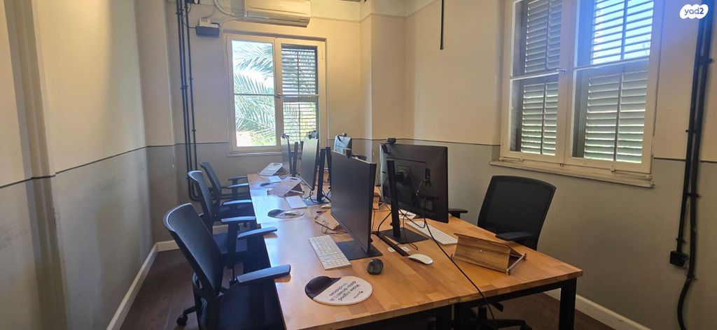 משרדים, אלוף קלמן מגן, גני שרונה, קרית הממשלה, תל אביב יפו