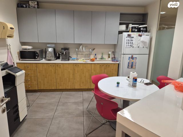 משרדים, דרך אבא הלל, בורסה, רמת גן