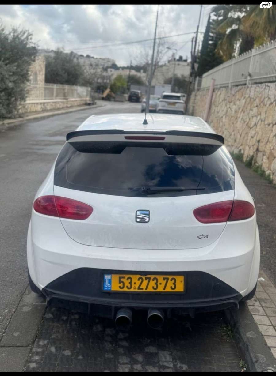 מודעת רכב סיאט לאון