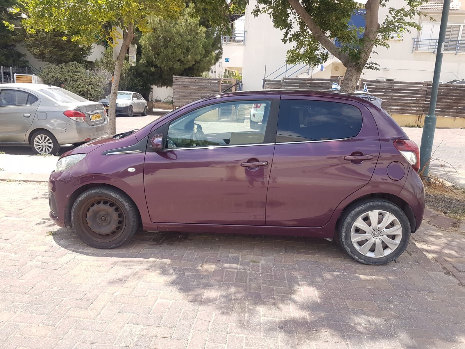 מודעת רכב פיג'ו 108