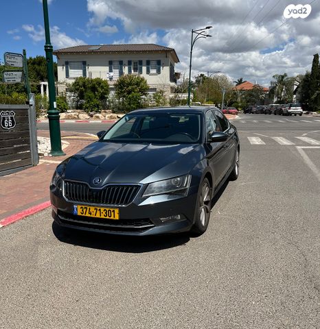 מודעת רכב סקודה סופרב