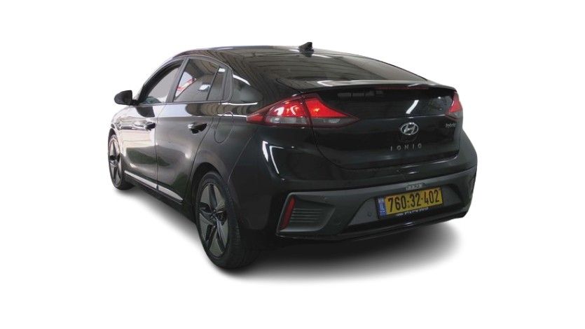 יונדאי איוניק