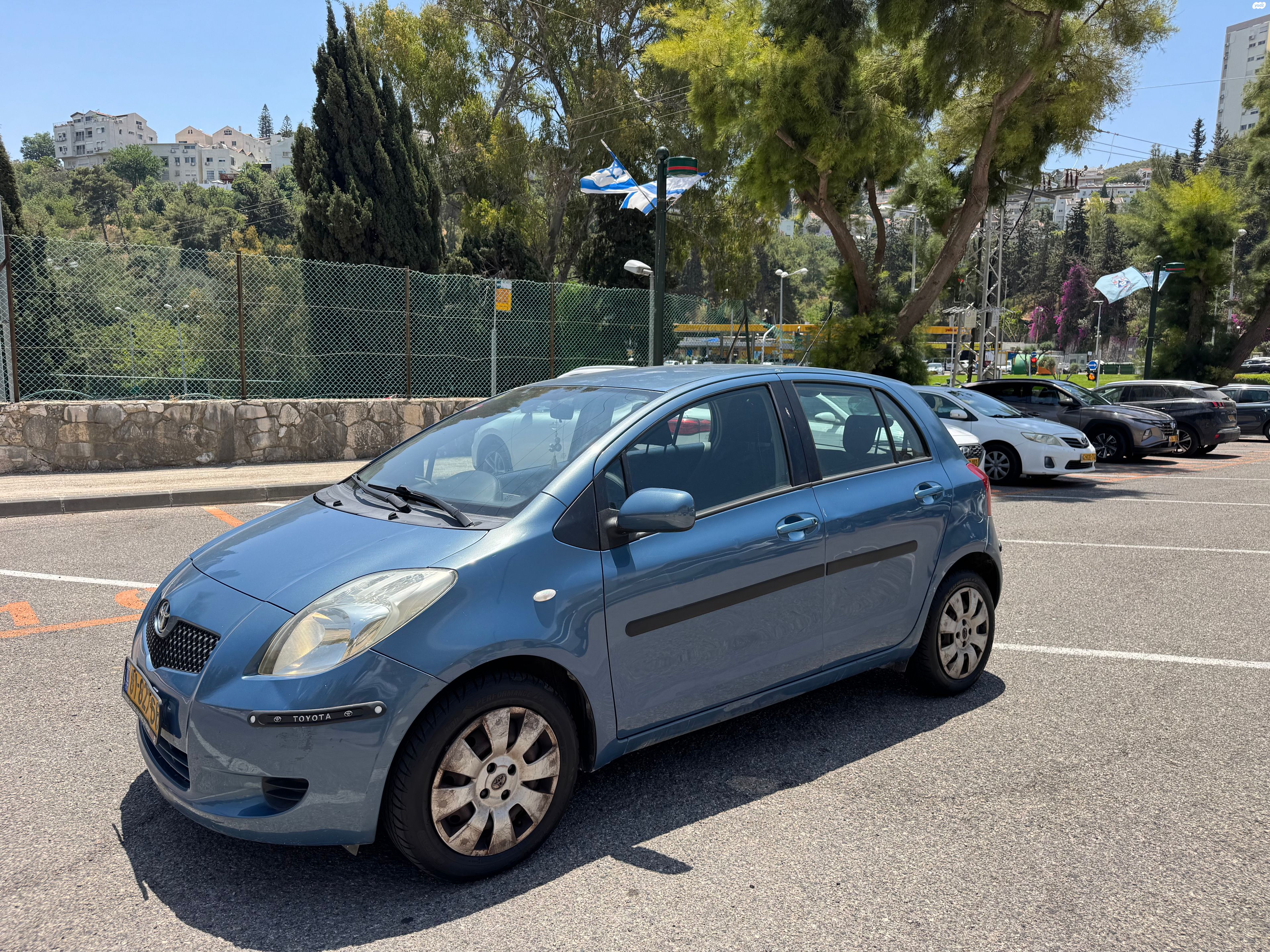 מודעת רכב טויוטה יאריס