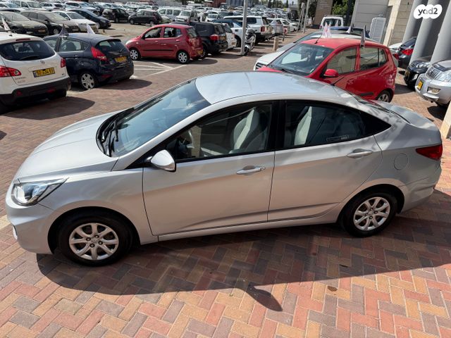 יונדאי אקסנט i25