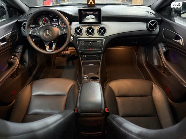 מרצדס-בנץ CLA