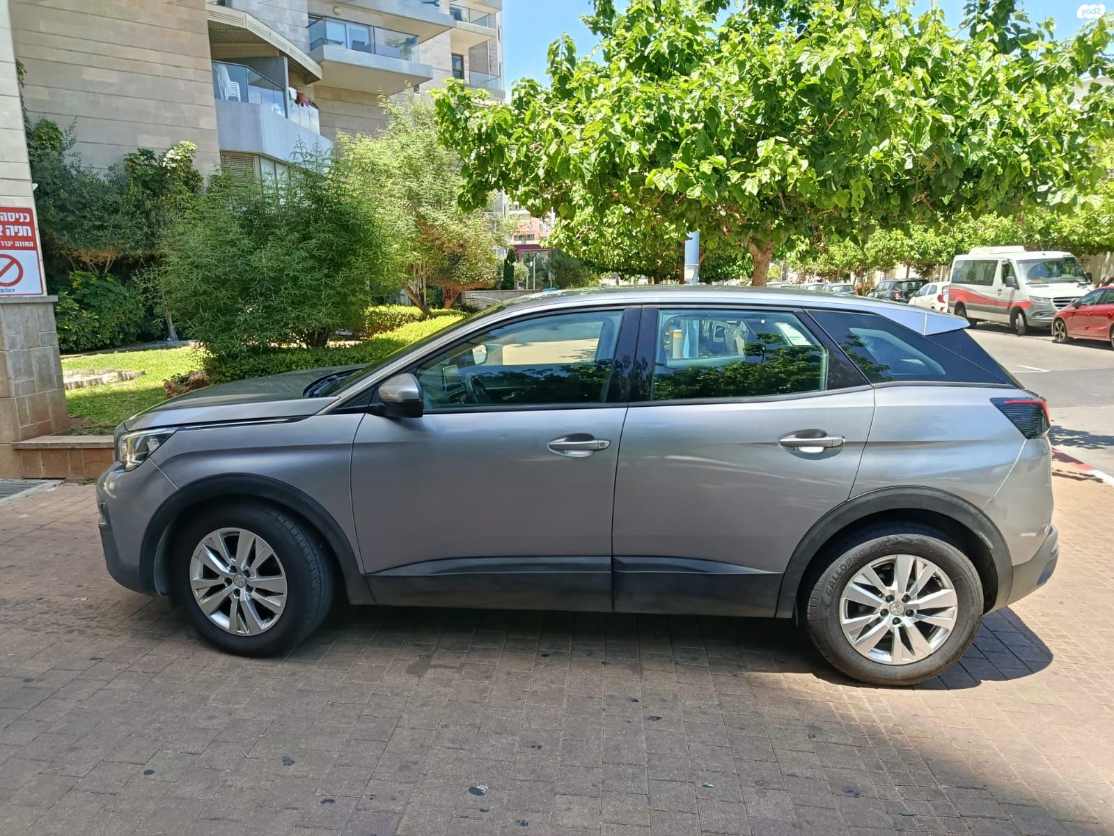 מודעת רכב פיג'ו 3008