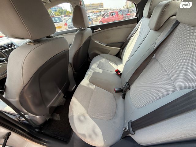 יונדאי אקסנט i25