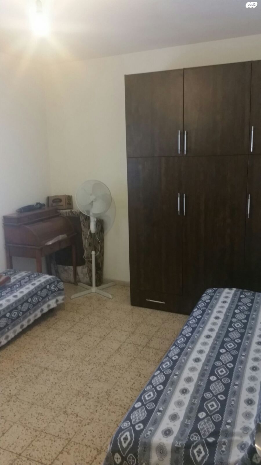 השניים 25