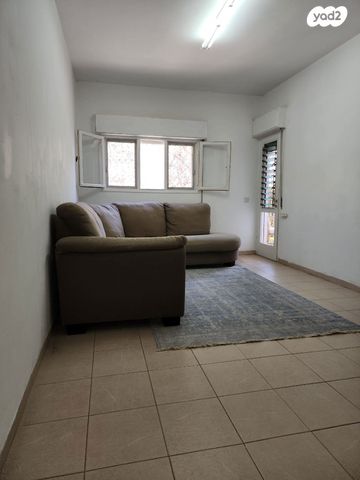 דירה, נגבה 3, קטמון הישנה, ירושלים