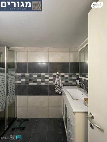 דירה, שדרות אליהו גולומב, הדר עליון, חיפה