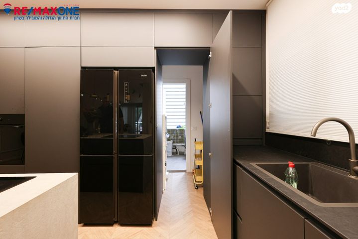 דירה, כפר סבא