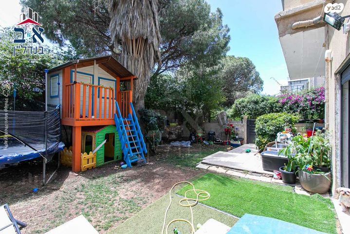 דירת גן, דרך הים, כרמל מערבי, חיפה