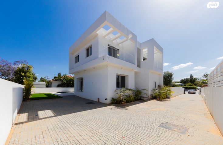 דו משפחתי, כנען, תנובות, תנובות