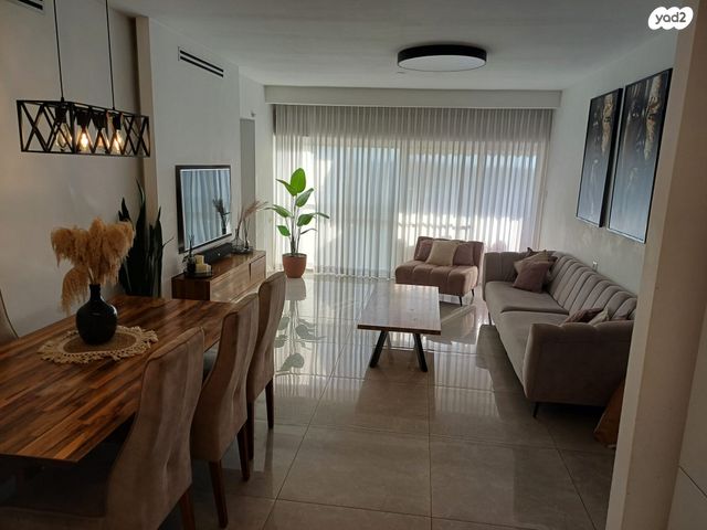 שדרות תל חי 