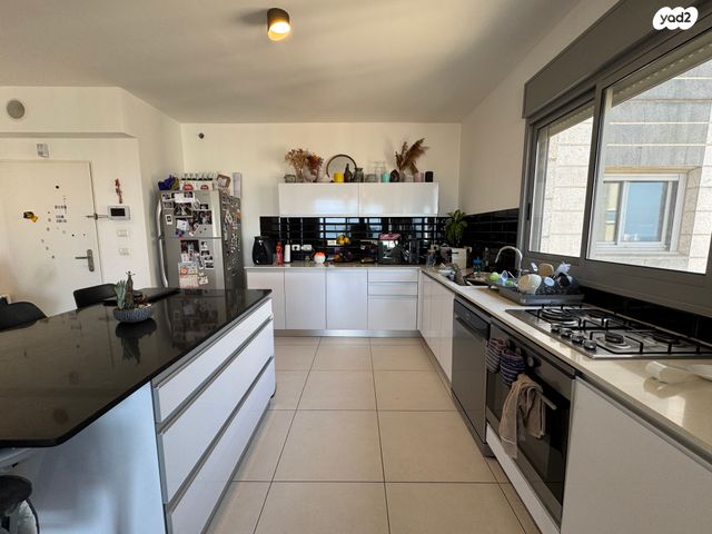 דירה, עין הים, חדרה