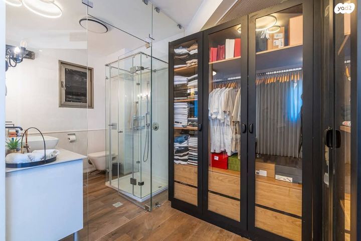 דירה, היובל, אור עקיבא