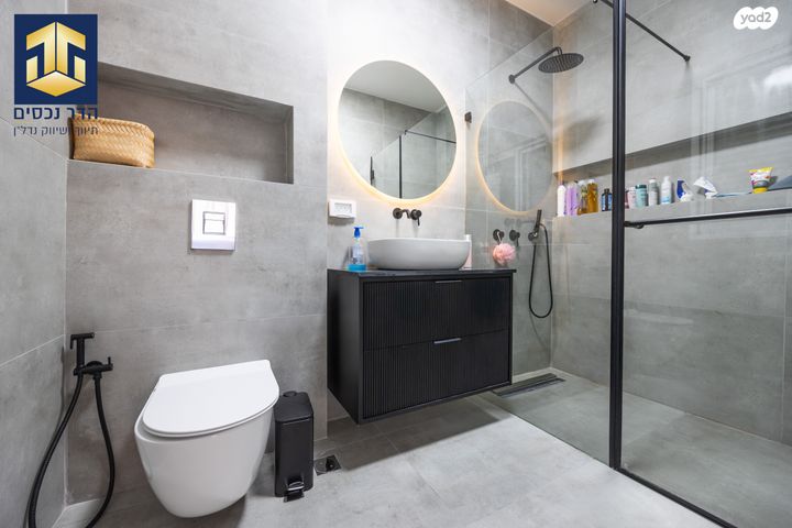 דו משפחתי, שכונה ח', מבשרת ציון