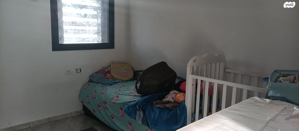 דירה, הרב אברהם שפירא, גבעת משקפיים, בית שמש