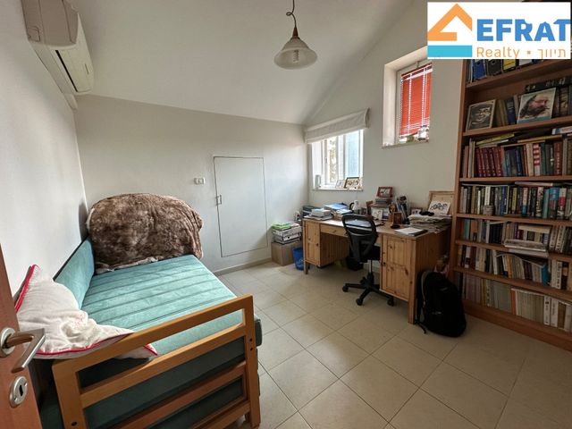 בית פרטי/ קוטג', תמר 21, הרימון, אפרת