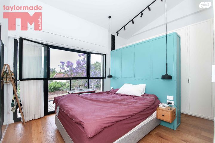 דו משפחתי, פרדס חנה כרכור