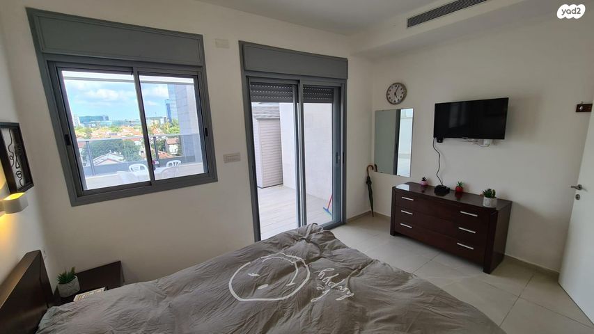 גג/ פנטהאוז, קזן, מרכז דרום, רעננה