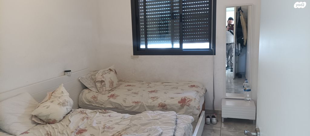 דירה, הרב אברהם שפירא, גבעת משקפיים, בית שמש