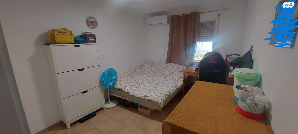 דו משפחתי, בוקק, ערד