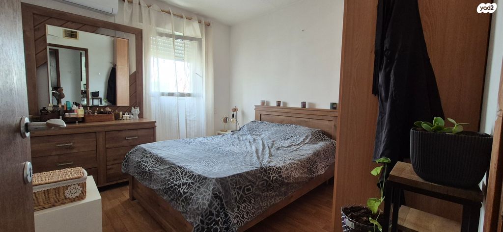 דירה, אהרון ציזלינג 15, באר שבע