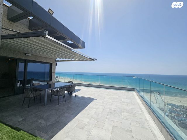 גג/ פנטהאוז, דרך בן גוריון 113, דרום מערב ותיק, בת ים