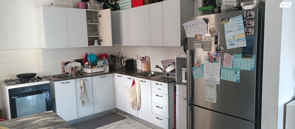 דירה, הרב אברהם שפירא, גבעת משקפיים, בית שמש