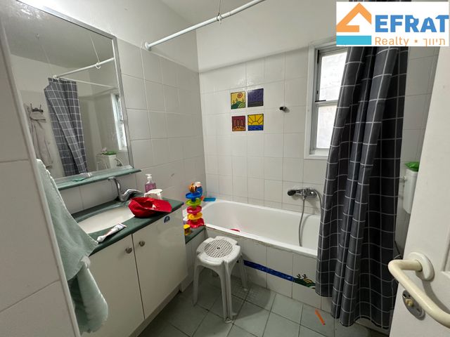 בית פרטי/ קוטג', תמר 21, הרימון, אפרת