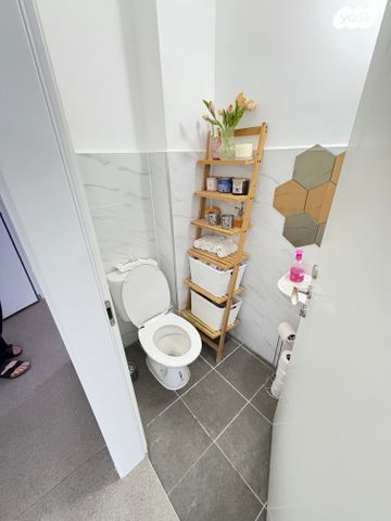 דירה, גאולה כהן, רמלה