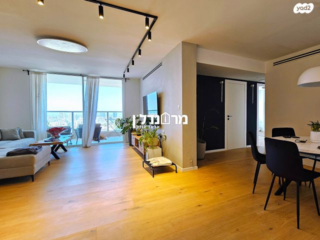 דירה, נווה אמירים, הרצליה