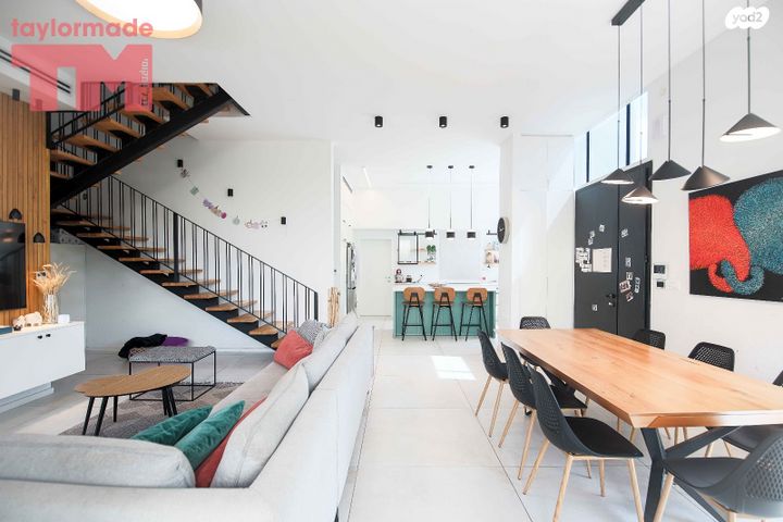 דו משפחתי, פרדס חנה כרכור