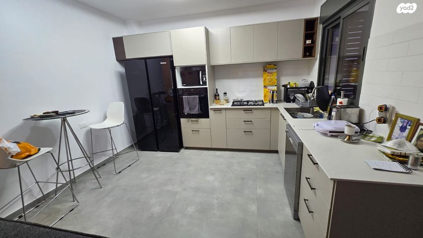 דירה, פנחס ואברהם רוטנברג, מת"מ, נאות פרס, חיפה