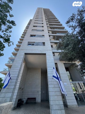 דירה, עין הים, חדרה