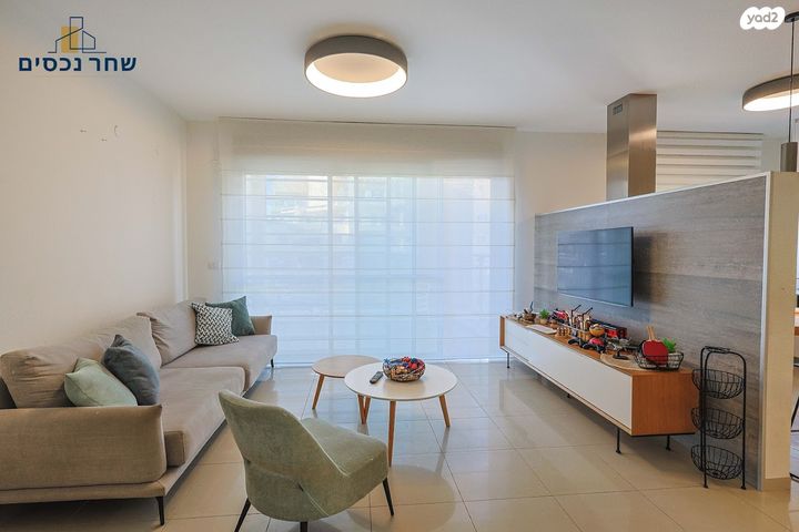 דירה, חסידה, כפר סבא הצעירה, כפר סבא