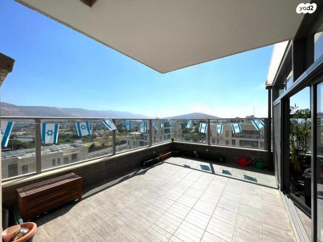 גג/ פנטהאוז, רמת רבין, כרמיאל