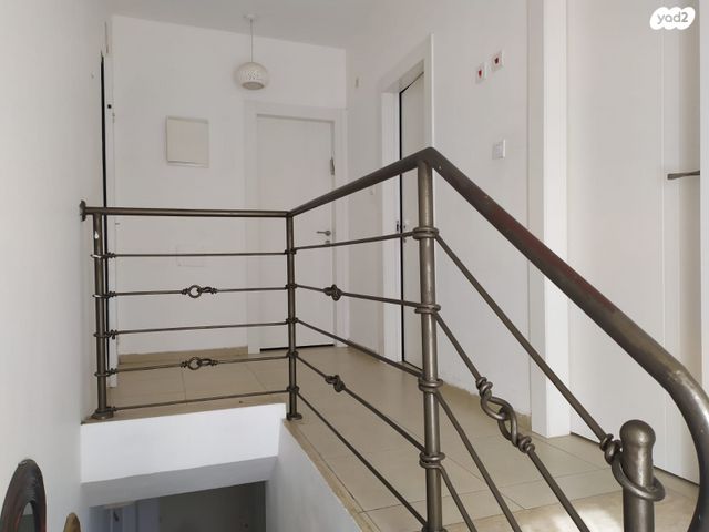 דופלקס, השחם, מעלה אדומים