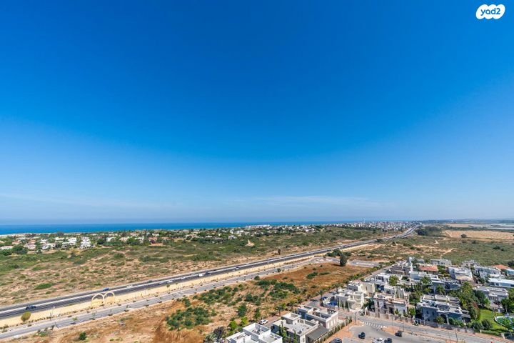 דירה, היובל, אור עקיבא