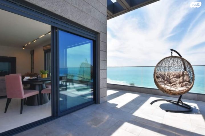 גג/ פנטהאוז, דרך בן גוריון 113, דרום מערב ותיק, בת ים